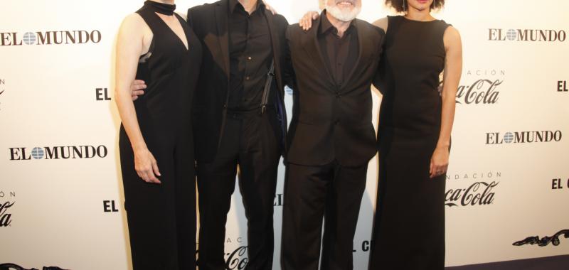 Santiago Sánchez y su equipo de LOm Imprebís